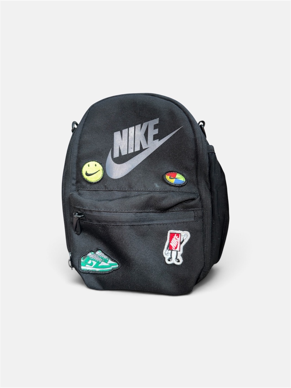 NIKE Black Lunch Bag with Badge Accents
